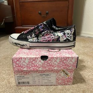 Women’s Ed Hardy Queen Bridge shoes. Black. Size 7